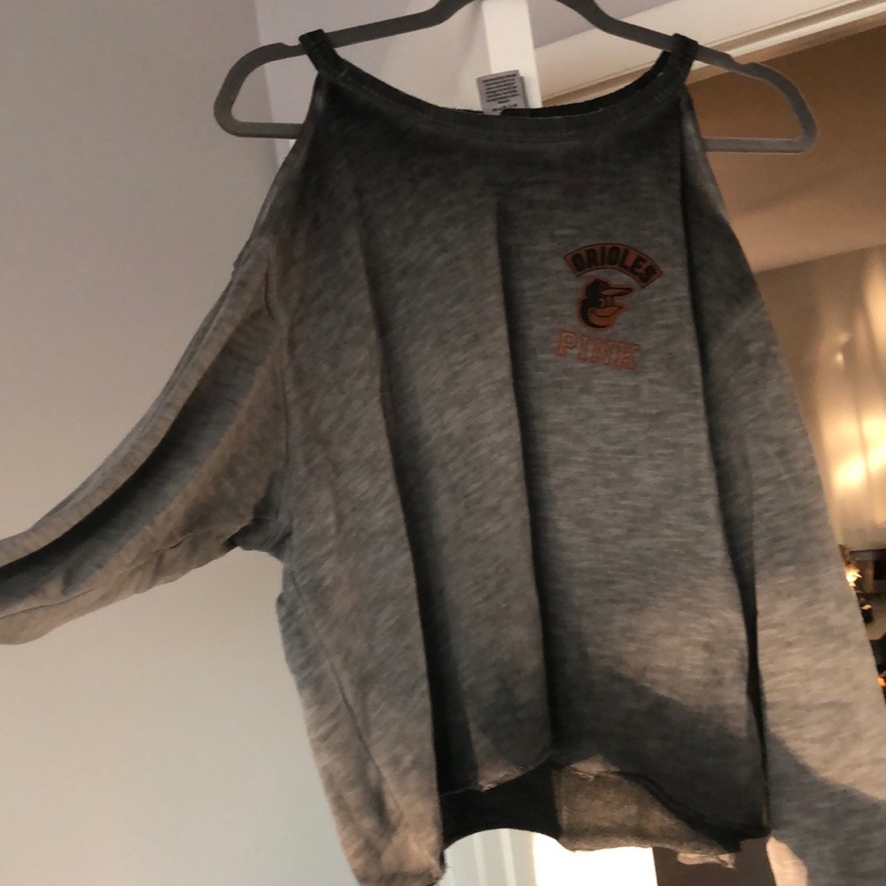 PINK orioles crop sweatshirt cut out sleeve